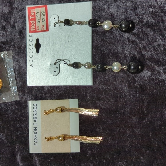 Misc. Brands Lot of 7 New Dangle Pierced Earrings Sets Hypo Allergenic Sterling - Picture 2 of 10